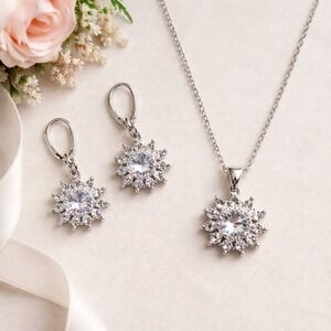 925 Sterling Silver Sparkle Necklace & Earrings Set – Snowflake Starburst Design